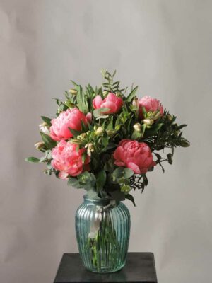 Pink Blush Bouquet by Frida's