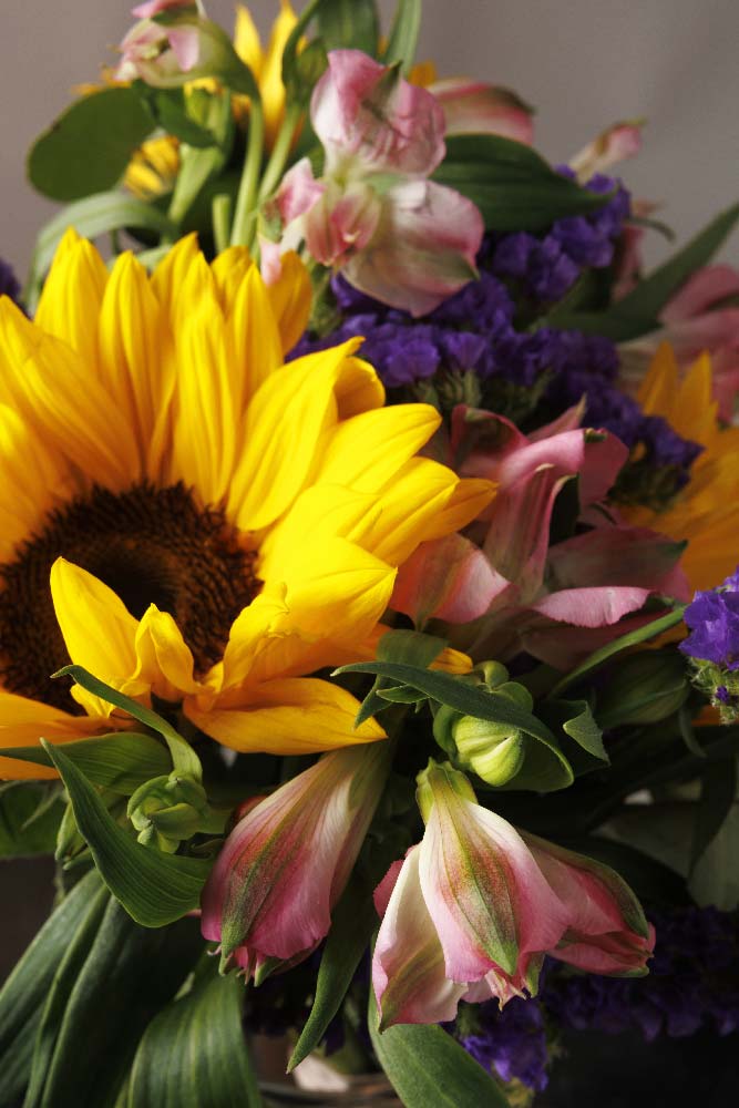 Sunrise Bouquet - Image 5